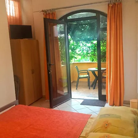 Apartment Damir Lopar
